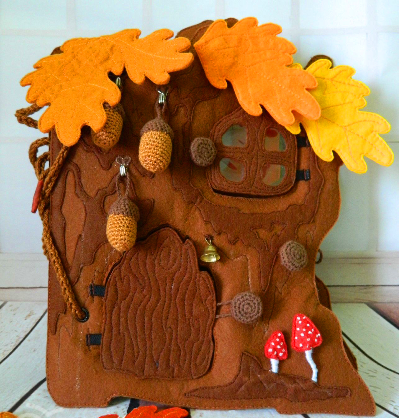 Пример декоративного элемента в группу белочка